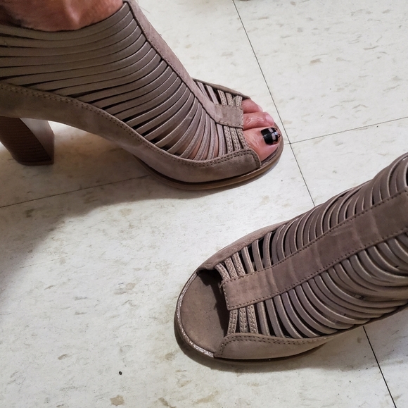 # 011 MIA Suede Booties NWOT - Picture 3 of 8